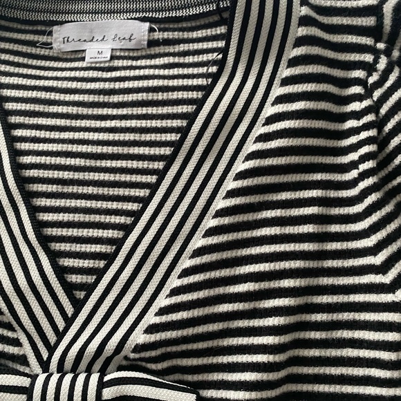 Black and White Striped Top with Bow - Picture 10 of 11